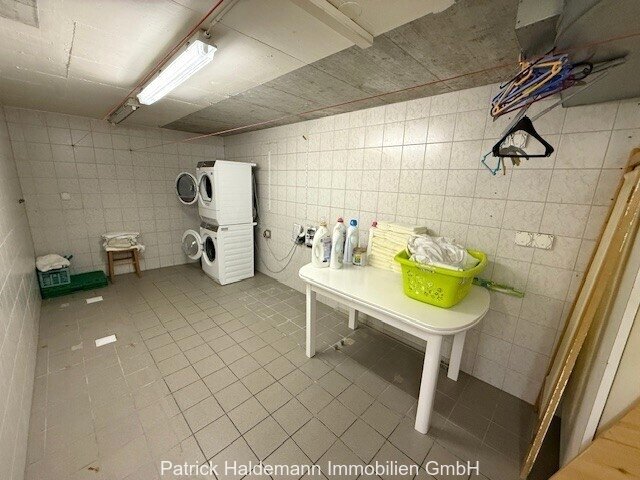 Vielseitig nutzbare Gewerbefläche im Dorfzentrum
