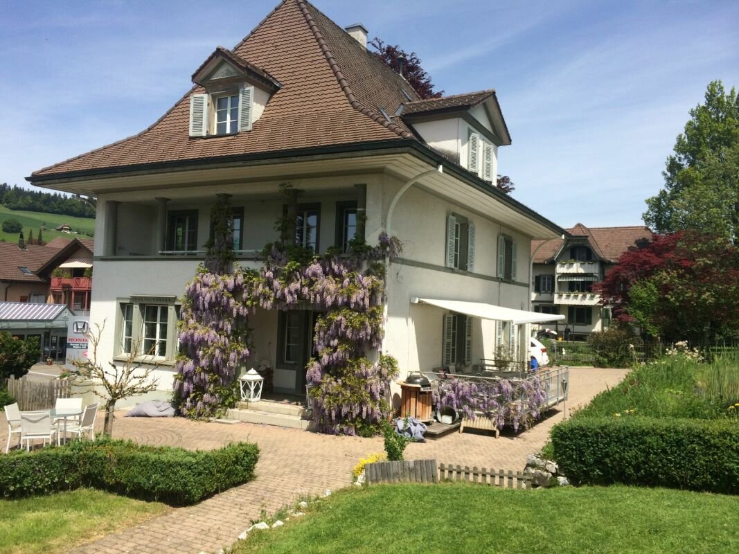 Repräsentative Berner-Landhaus Villa